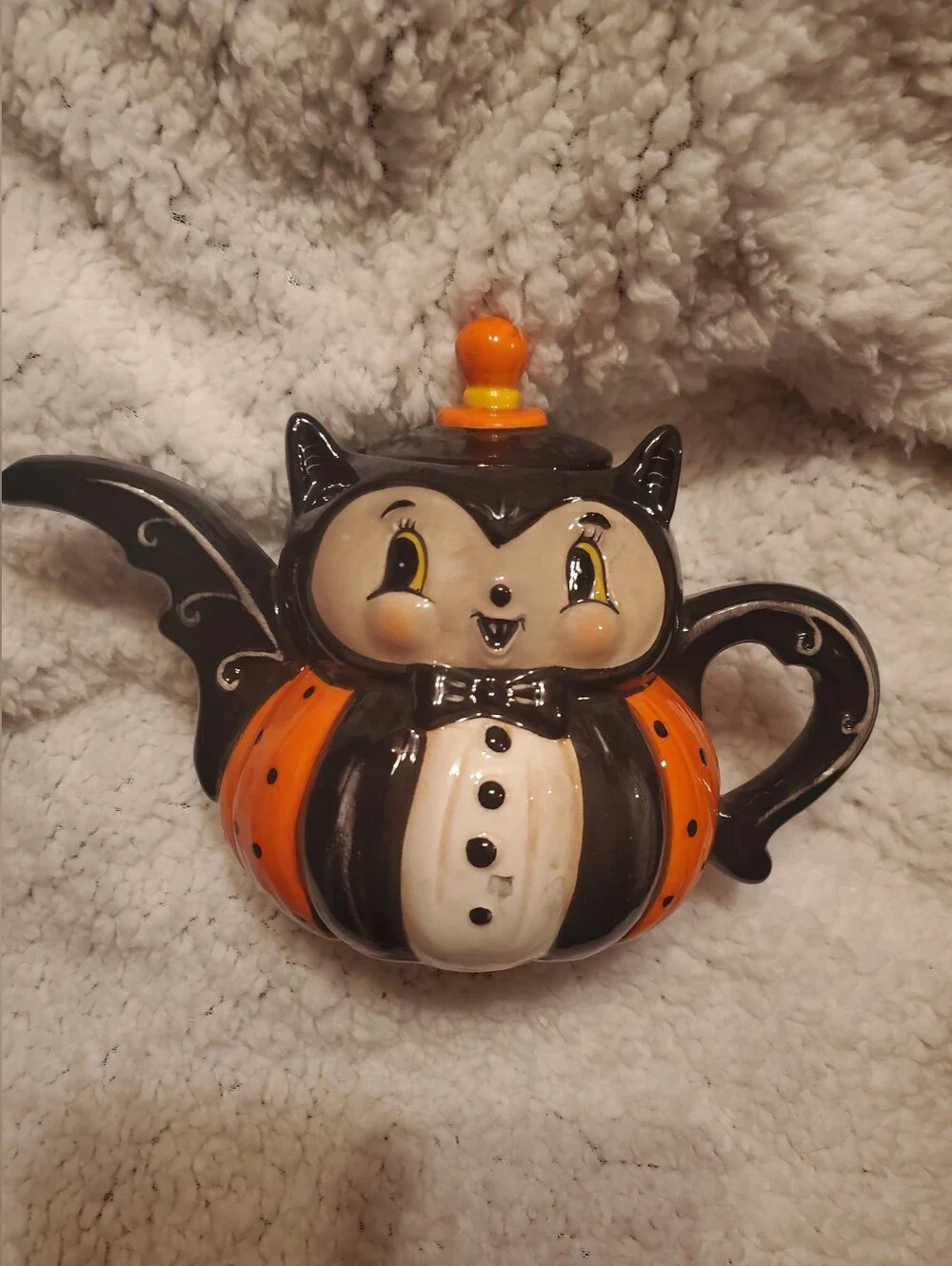 Johanna Parker Vampire Bat Halloween Teapot With Lid New 6” high